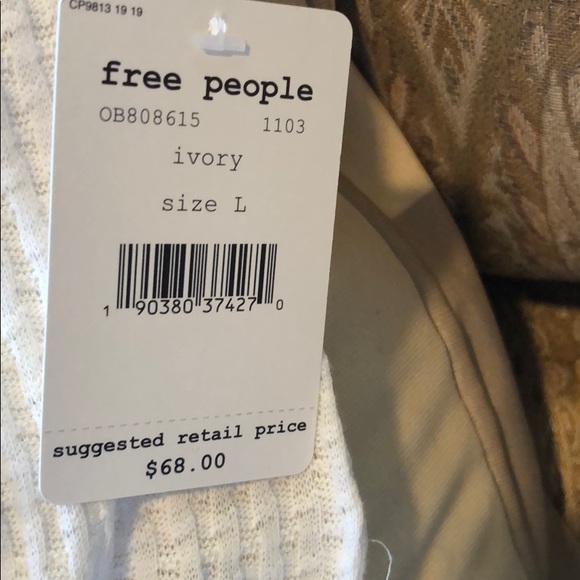 Top - Picture 2 of 2